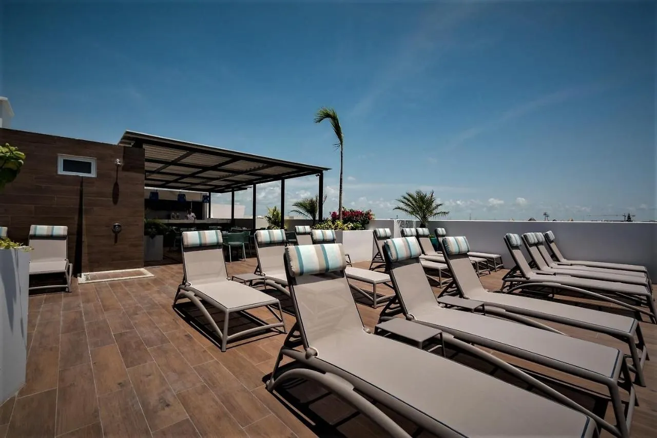 Departamento Delux 2 Habitaciones - Walking Distance A La Playa, Con Balcon. Playa del Carmen Mexico